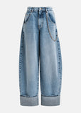 Blue balloon-fit jeans with folded cuffs and detachable chain